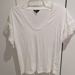 Joe’s Jeans Oversized V-Nexk Tee
